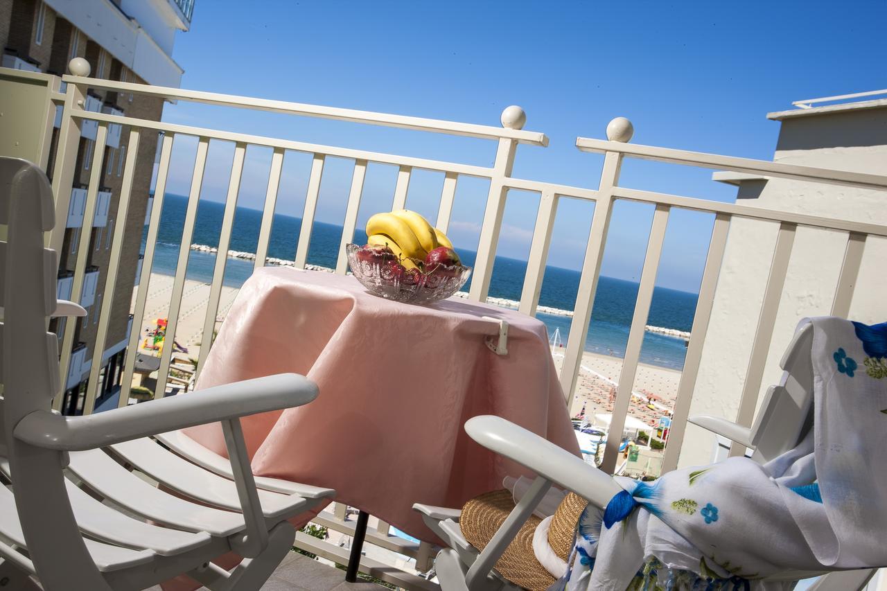 Beach Residence Gabicce Mare Exterior foto