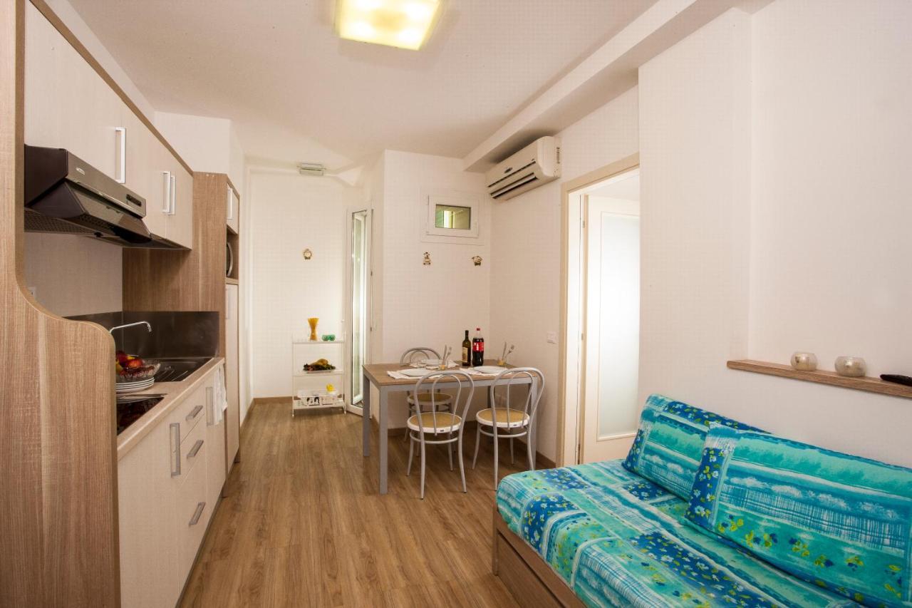 Beach Residence Gabicce Mare Exterior foto